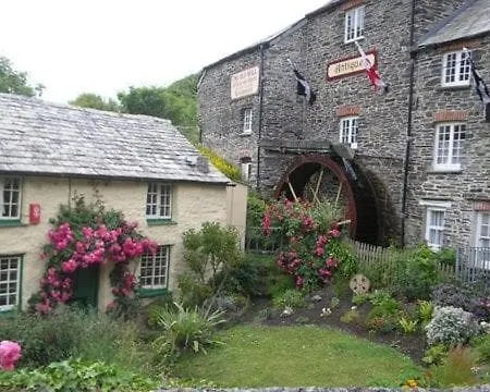 On The Square Holiday home *